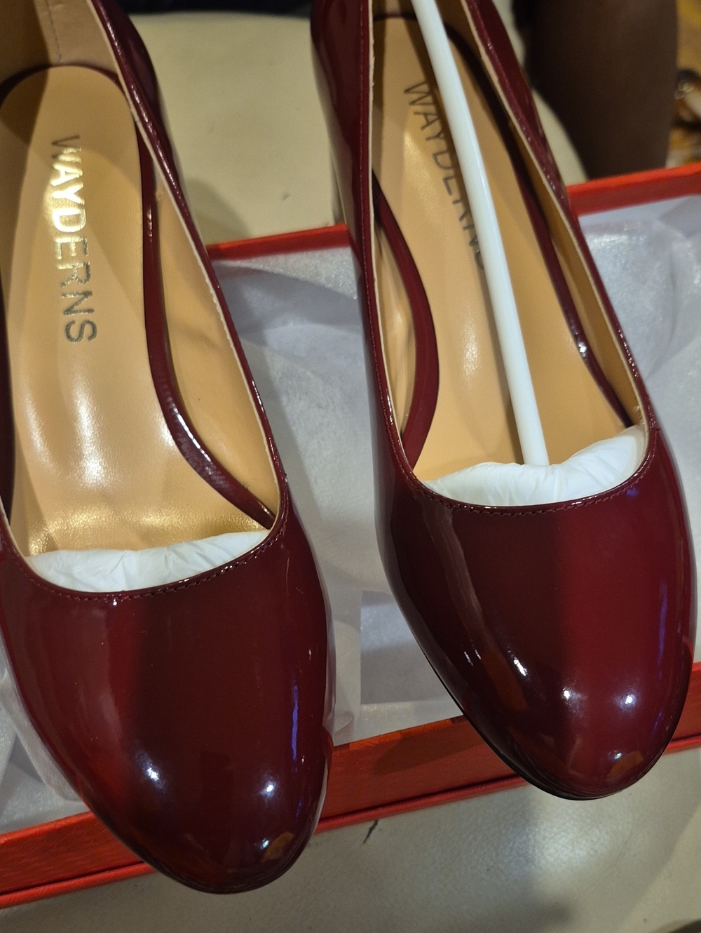 NEW---Women's Burgundy Patent Round-Toe Pumps
